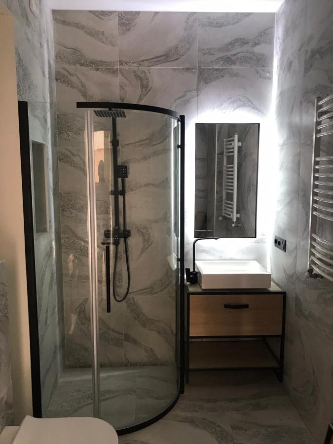 New Apartment Vivita 乌日霍罗德 外观 照片