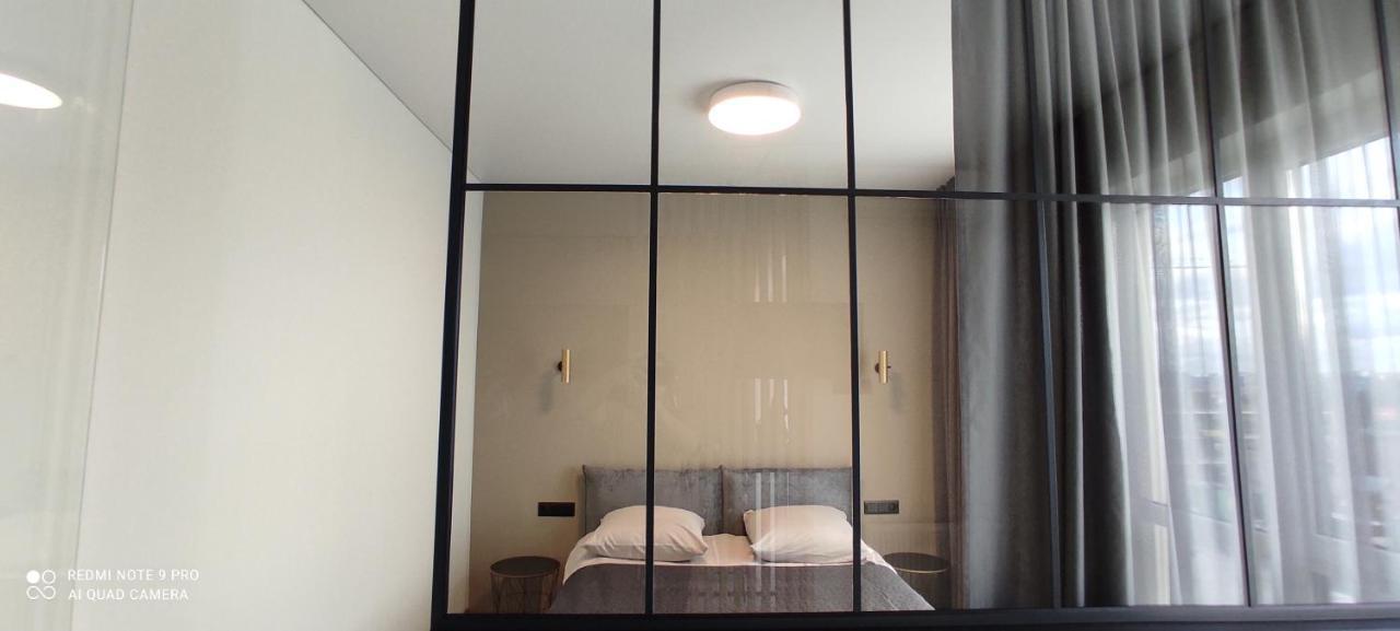New Apartment Vivita 乌日霍罗德 外观 照片