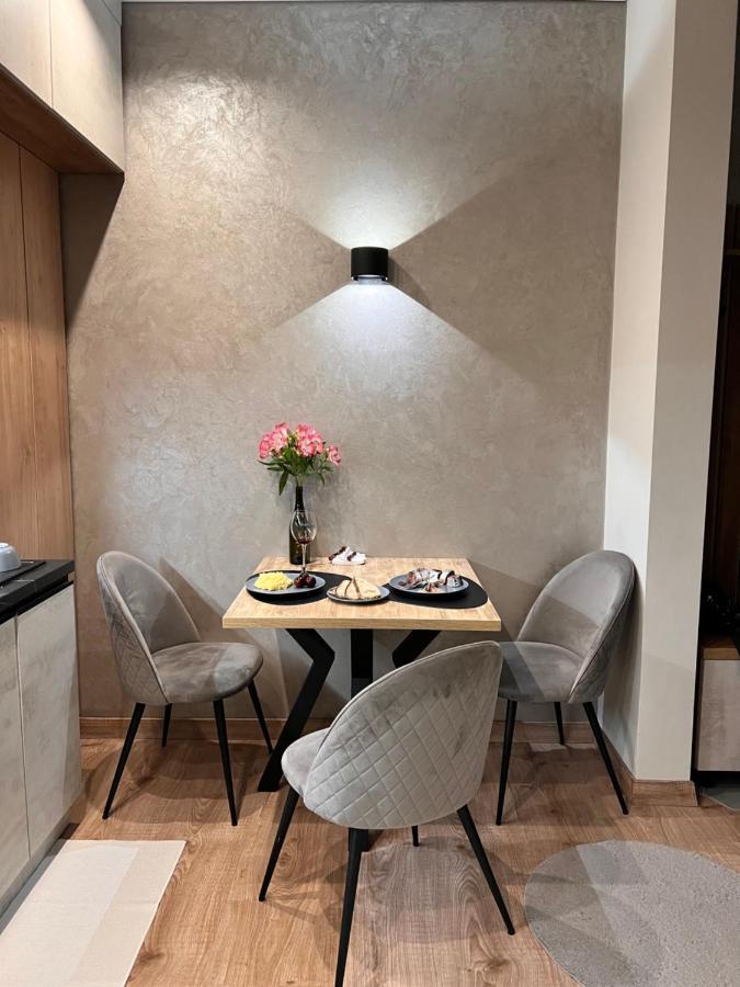 New Apartment Vivita 乌日霍罗德 外观 照片