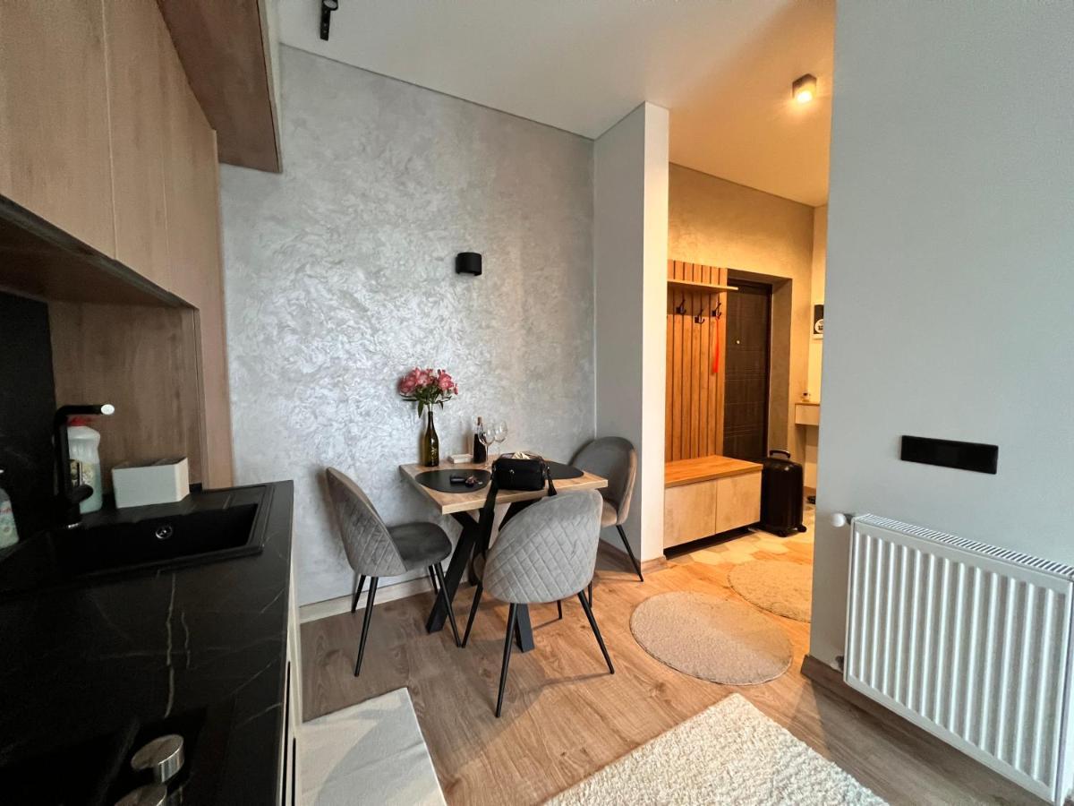 New Apartment Vivita 乌日霍罗德 外观 照片